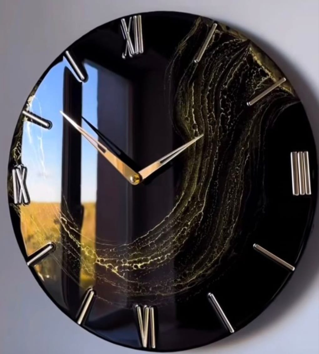 Onyx Resin Wall Clock